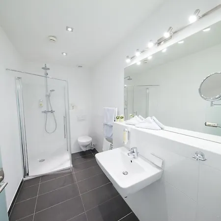 Alpenhaus Kesselfall, Near The Kitzsteinhorn Glacier 3* קפרון