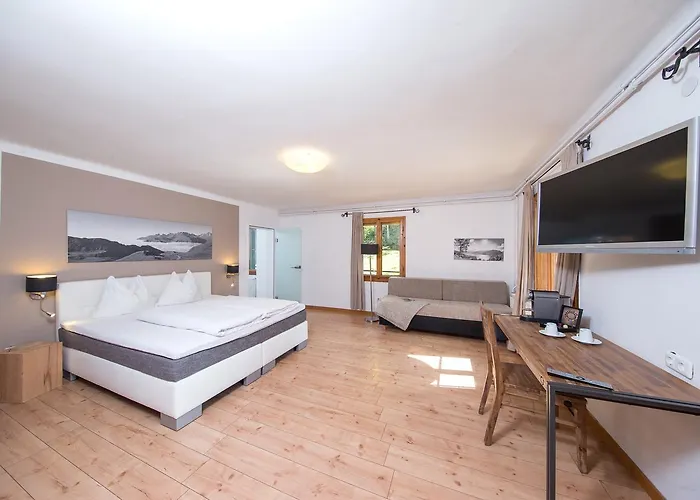 Alpenhaus Kesselfall, Near The Kitzsteinhorn Glacier 招待所 3*